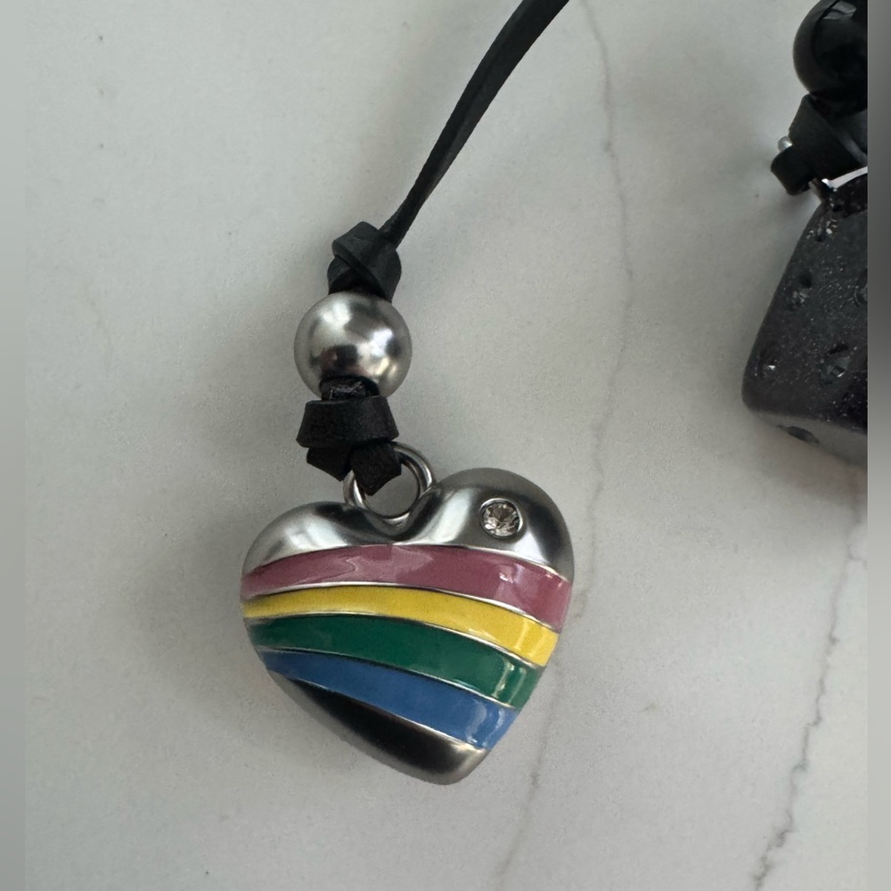 Coach Pink Bow, Dice, heart charm from Rogue 31 - Picture 4 of 7